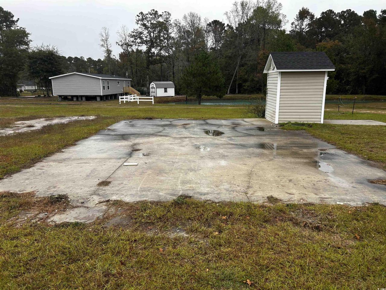 255 Ole Maple St. Photo 15