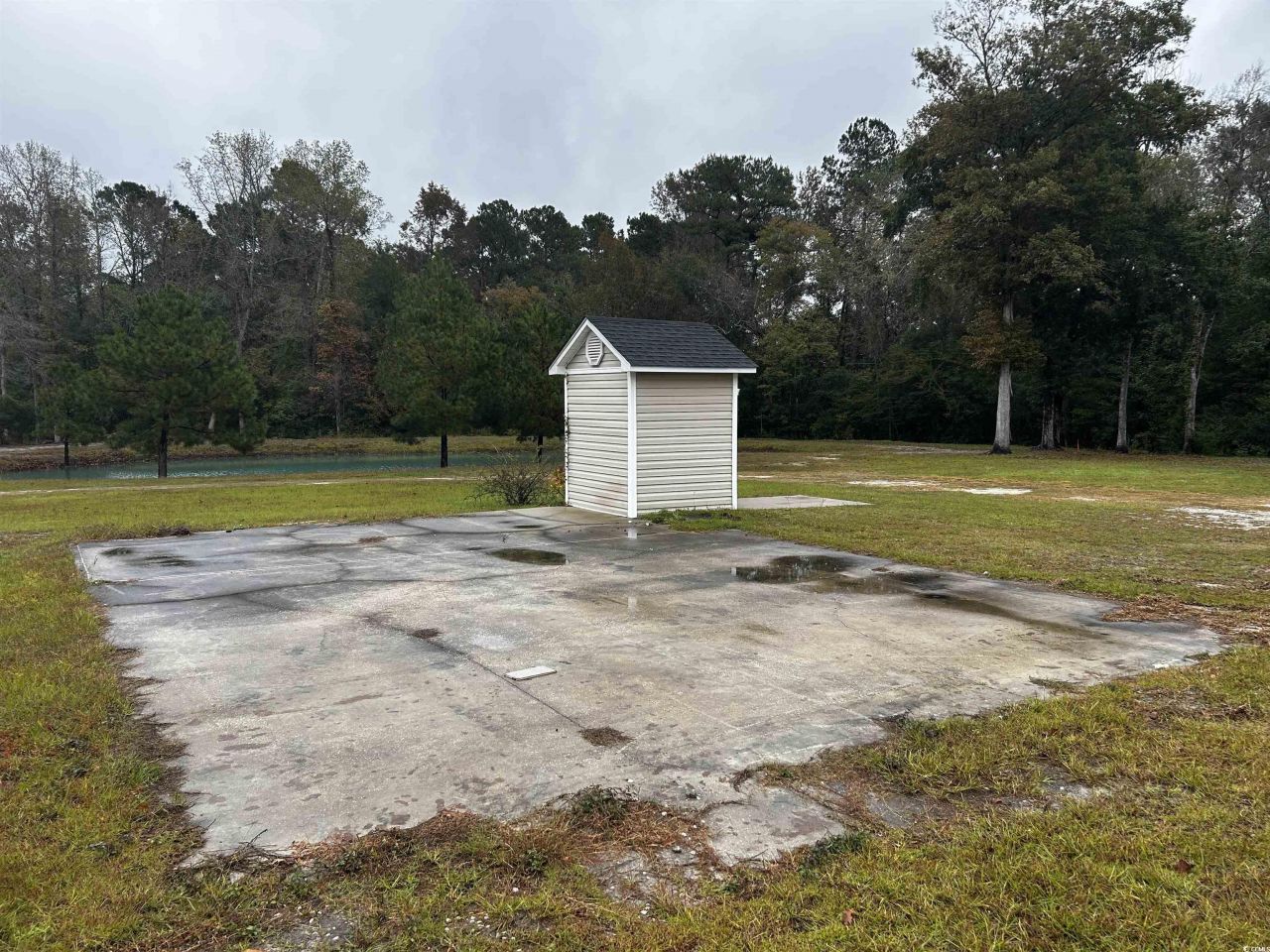 255 Ole Maple St. Photo 19