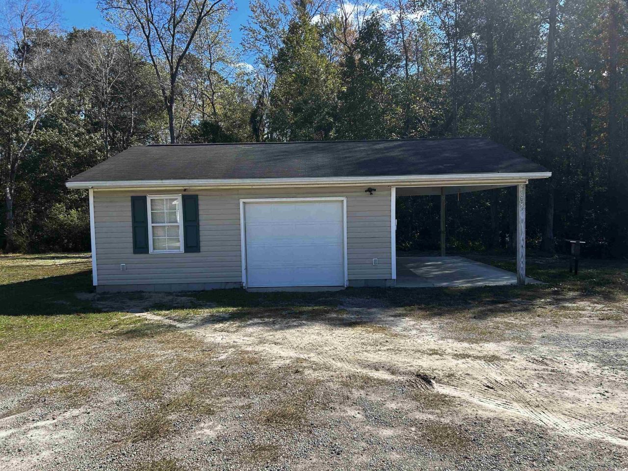 255 Ole Maple St. Photo 4