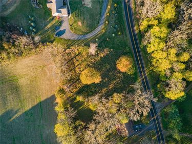 9 Rabbit Run, Bloomfield, NY 14469