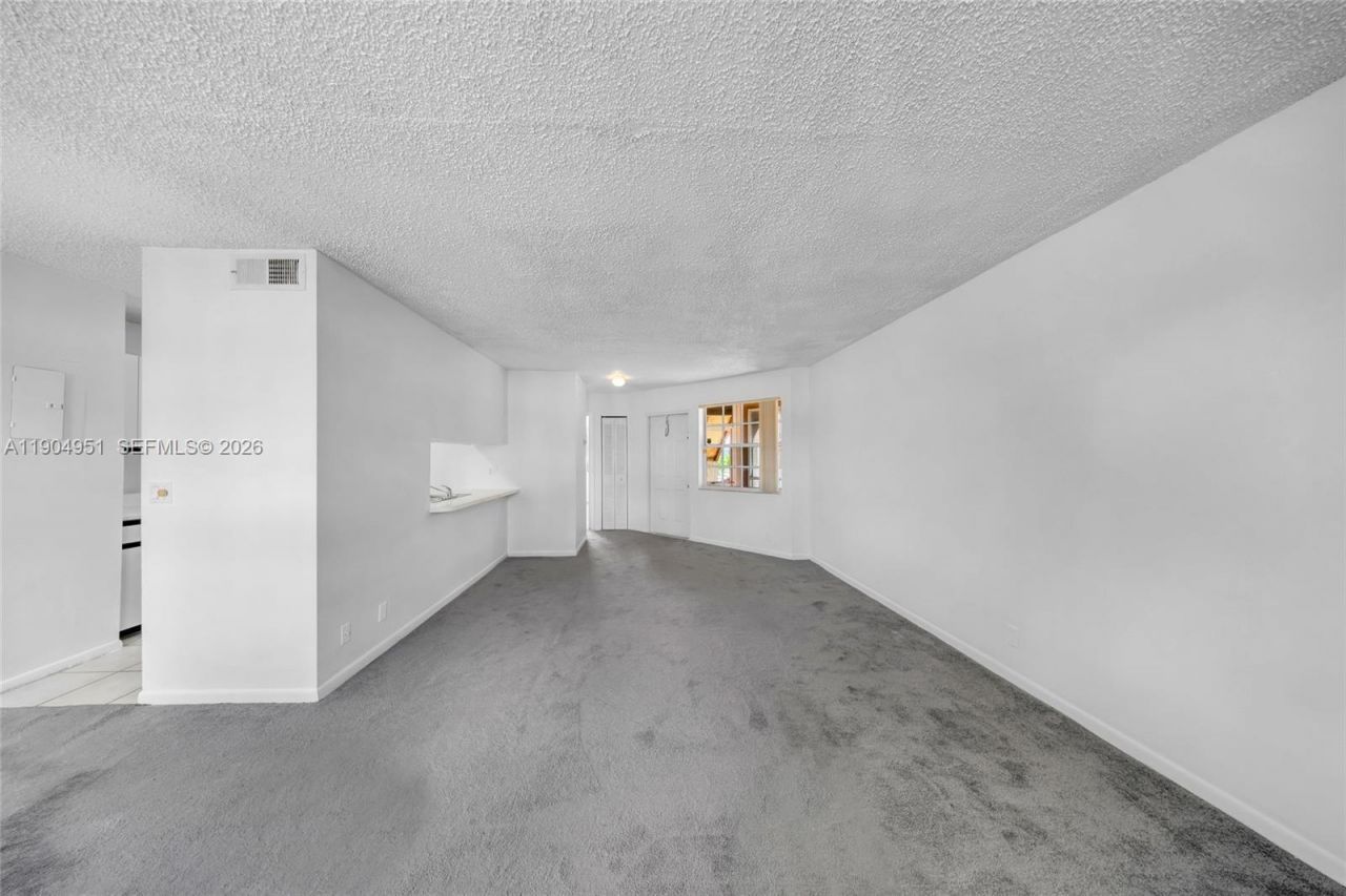 8713 SW 5th St, Unit 206, Pembroke Pines, FL 33025 Photo