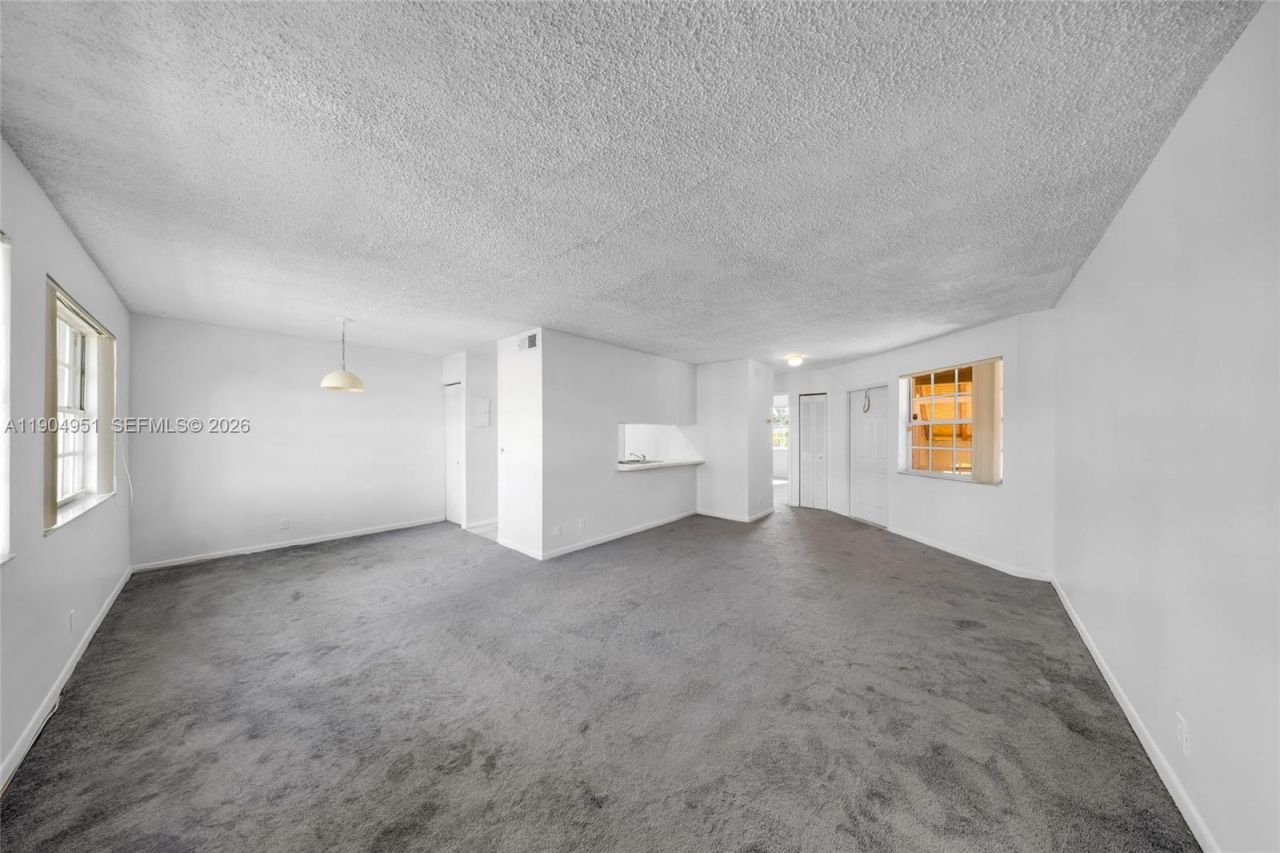 8713 SW 5th St, Unit 206, Pembroke Pines, FL 33025 Photo