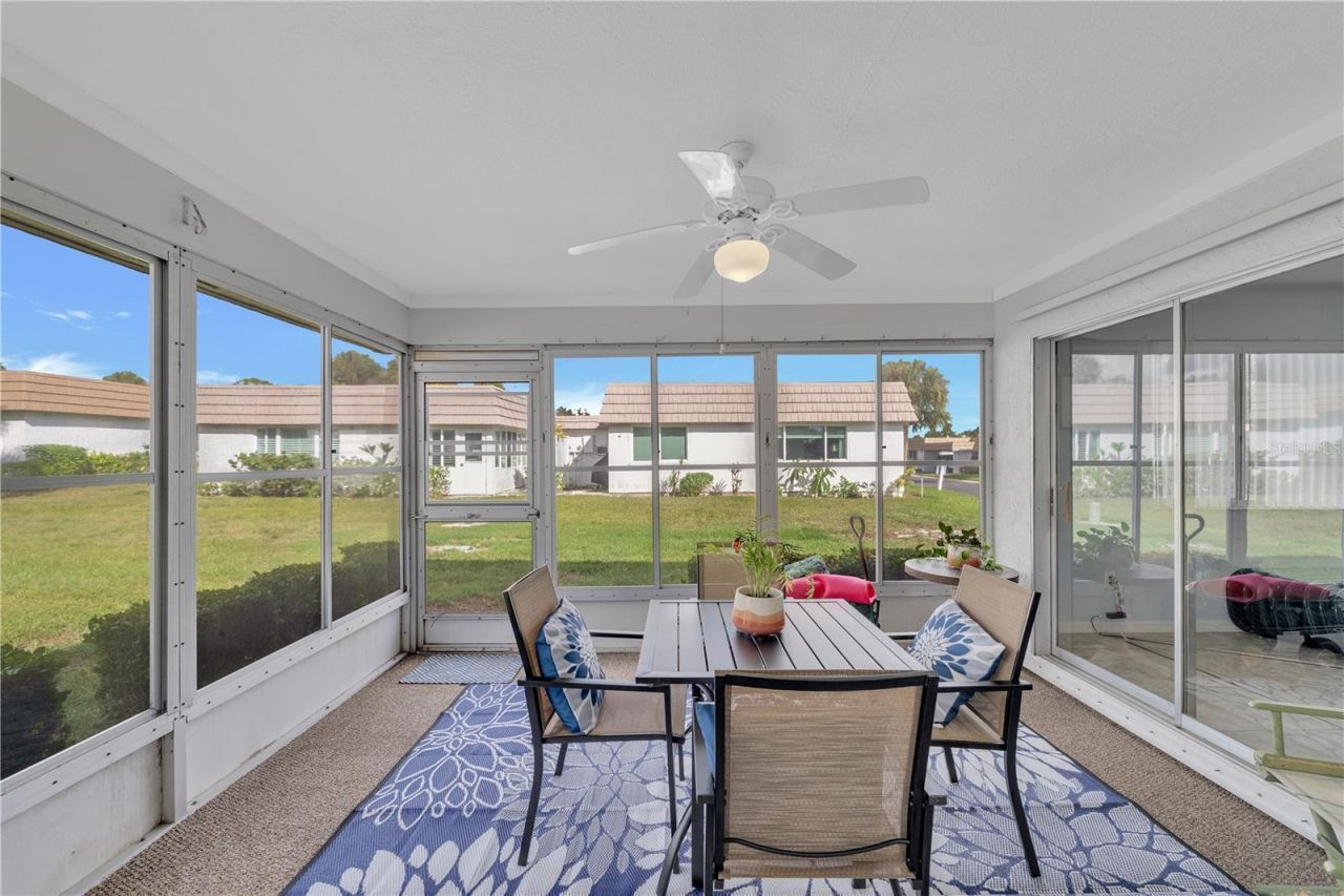 2401 Riverbluff Parkway, Unit V240, Sarasota, FL 34231 Photo