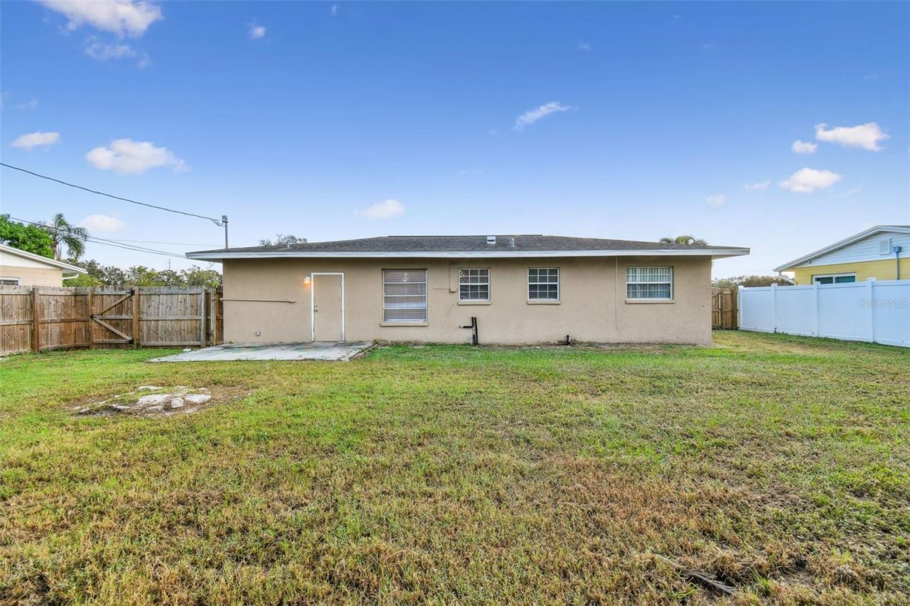 1101 75th Avenue N, Saint Petersburg, FL 33702 Photo