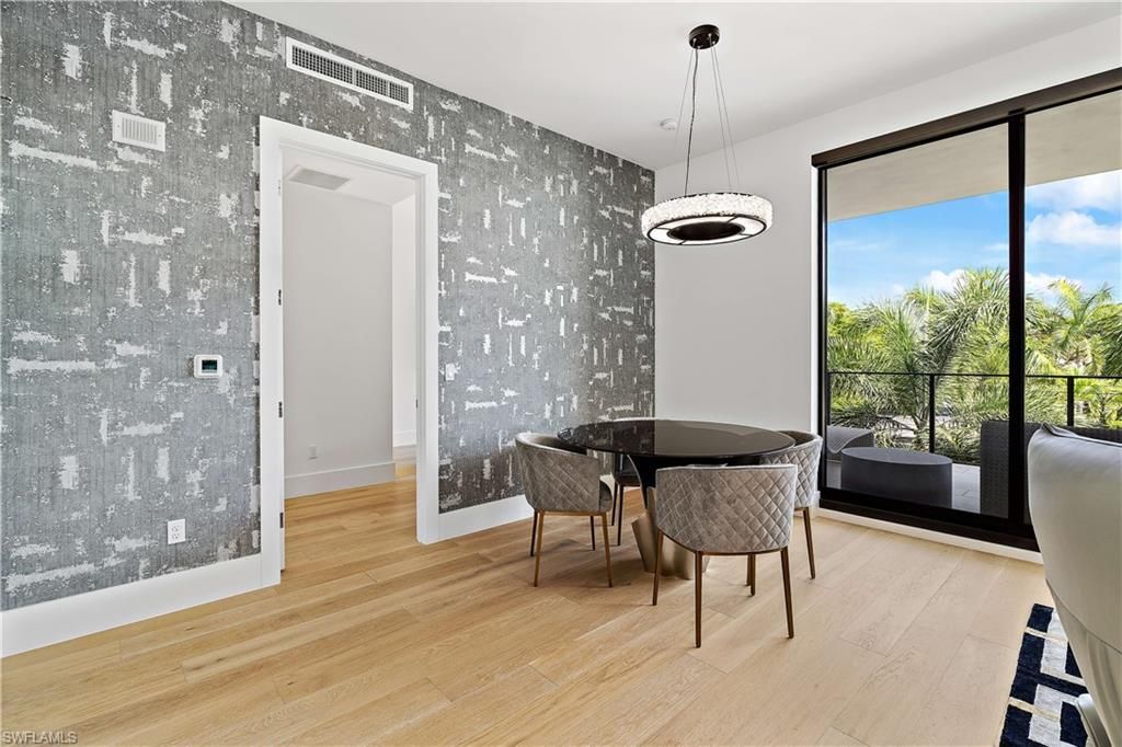 850 Central Ave, Unit 202, Naples, FL 34102 Photo