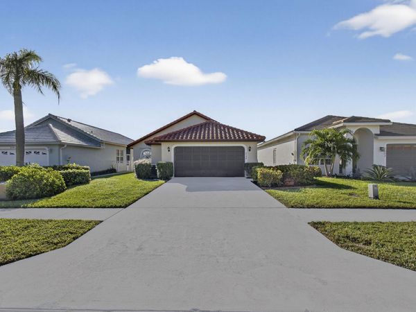 2596 Country Golf Drive, Wellington, FL 33414