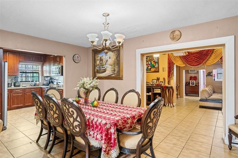 45 NE 212th St, Miami, FL 33179 Photo