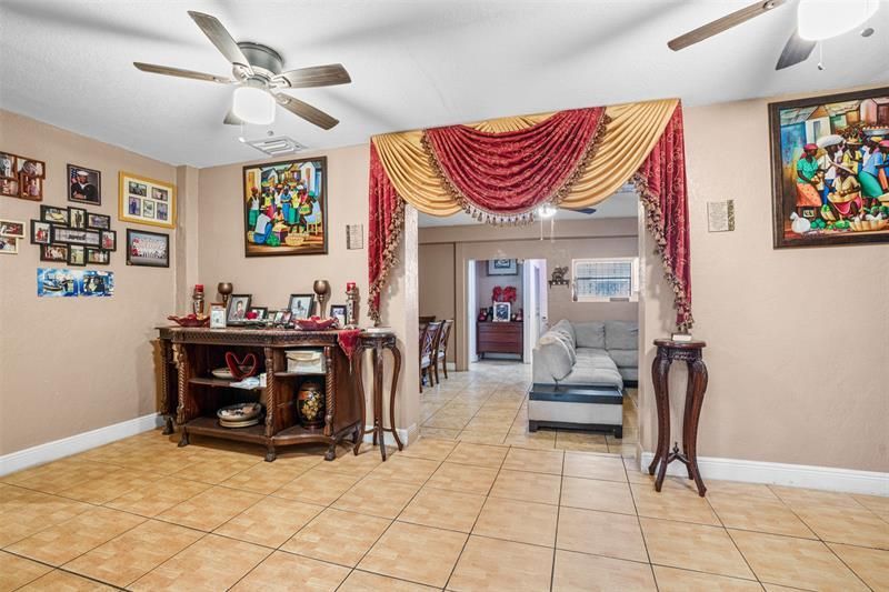 45 NE 212th St, Miami, FL 33179 Photo