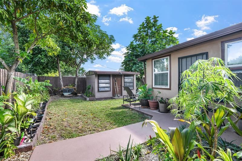 45 NE 212th St, Miami, FL 33179 Photo