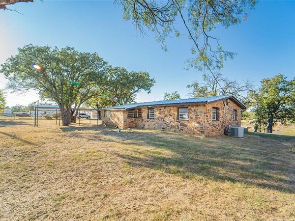6652 County Road 304, Breckenridge, TX 76424