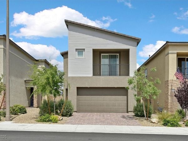 8852 Flora Run Avenue, Las Vegas, NV 89166