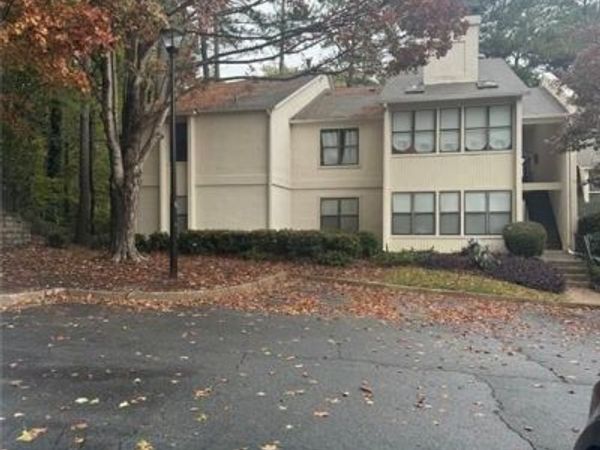 2401 Huntingdon Chase, Atlanta, GA 30350