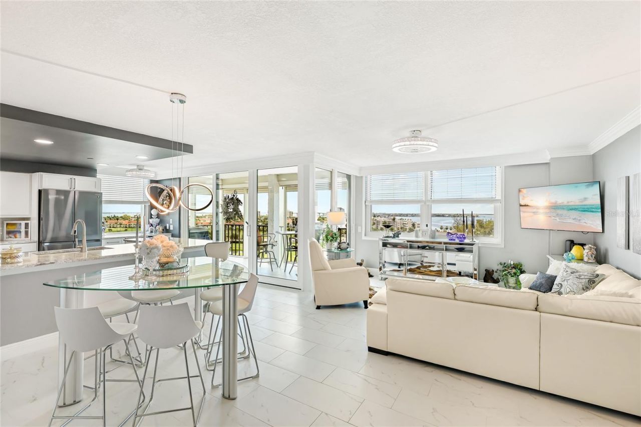 6265 Sun Boulevard, Unit 1004, Saint Petersburg, FL 33715 Photo