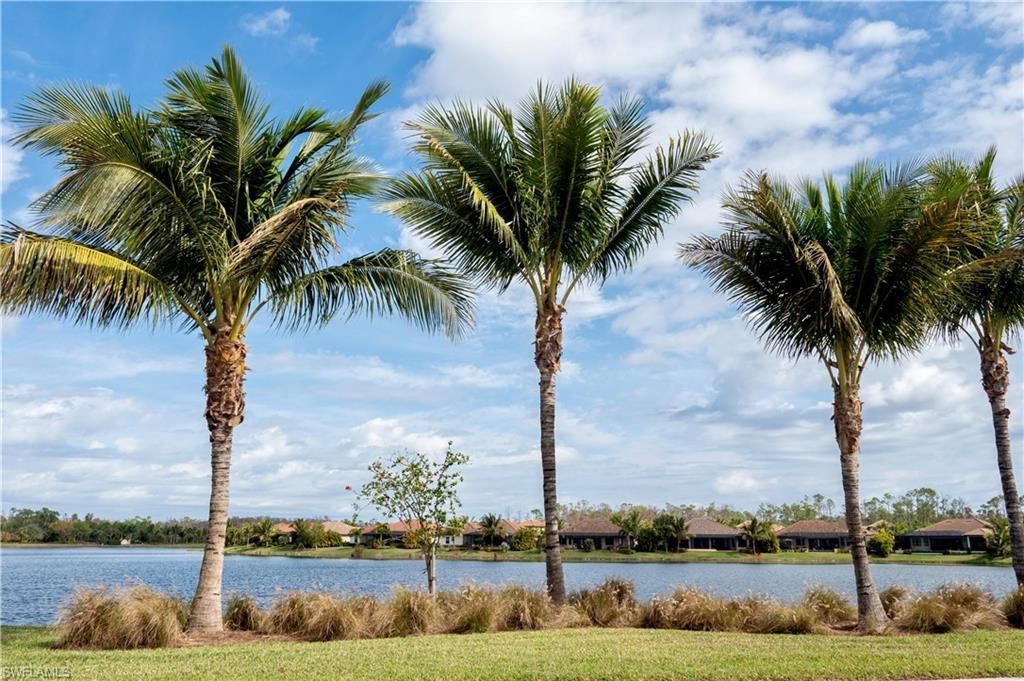 9584 Trevi Ct, Unit 5242, Naples, FL 34113 Photo