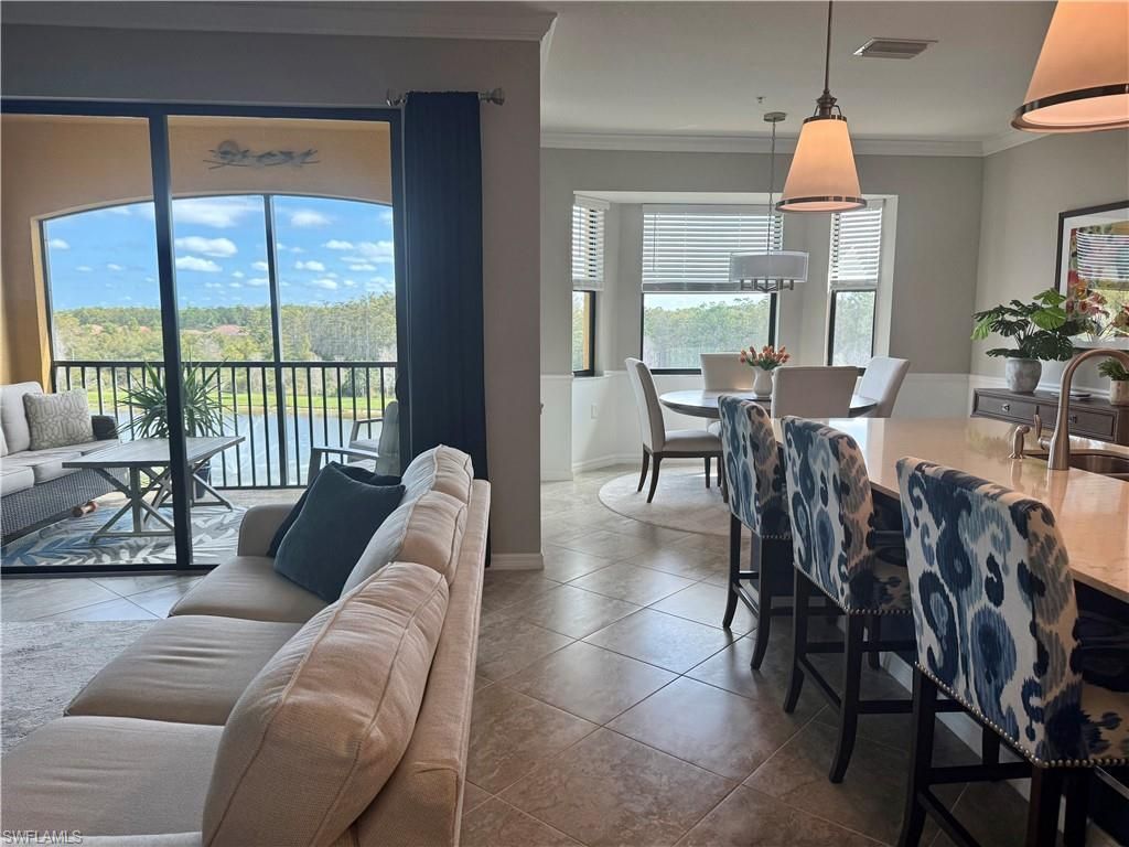 9584 Trevi Ct, Unit 5242, Naples, FL 34113 Photo