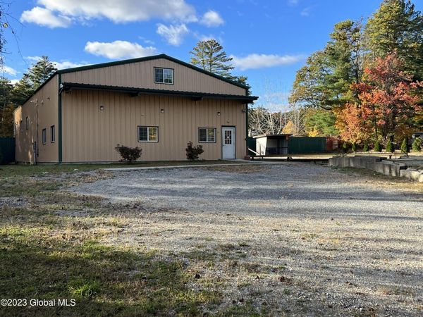 15 Pasco Avenue, Queensbury, NY 12804