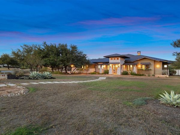 8701 Bellancia DR, Austin, TX 78738