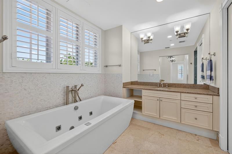 1414 SE 12th Street, Unit 2A, Fort Lauderdale, FL 33316 Photo