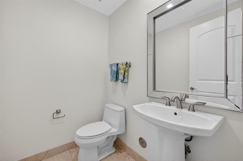 1414 SE 12th Street, Unit 2A, Fort Lauderdale, FL 33316 Photo