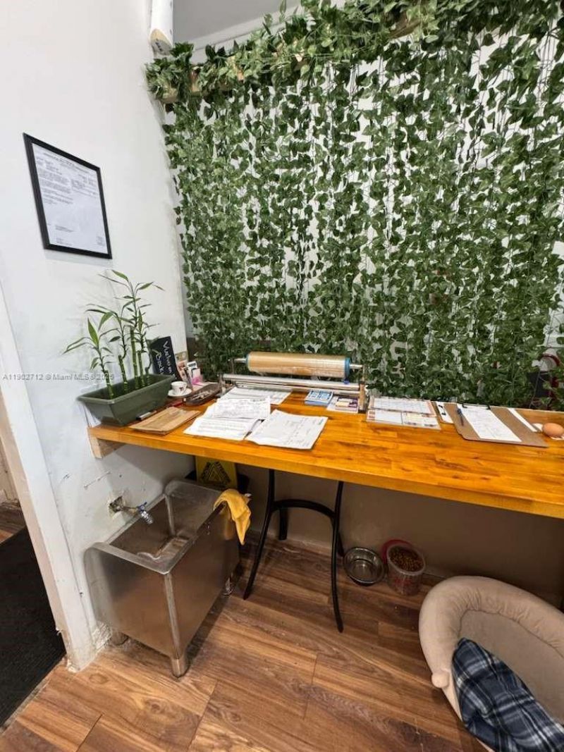 North Bay Village, Miami Beach, FL 33141 Photo