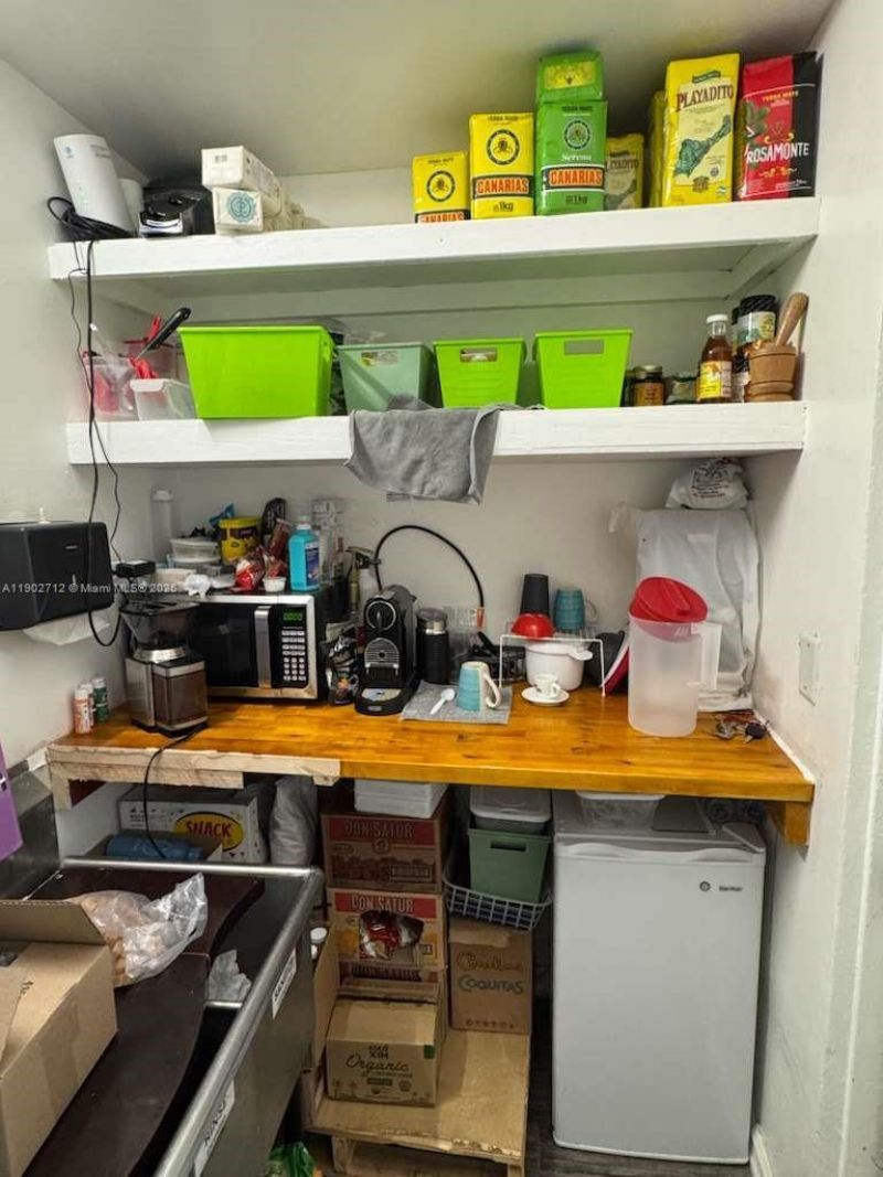 North Bay Village, Miami Beach, FL 33141 Photo