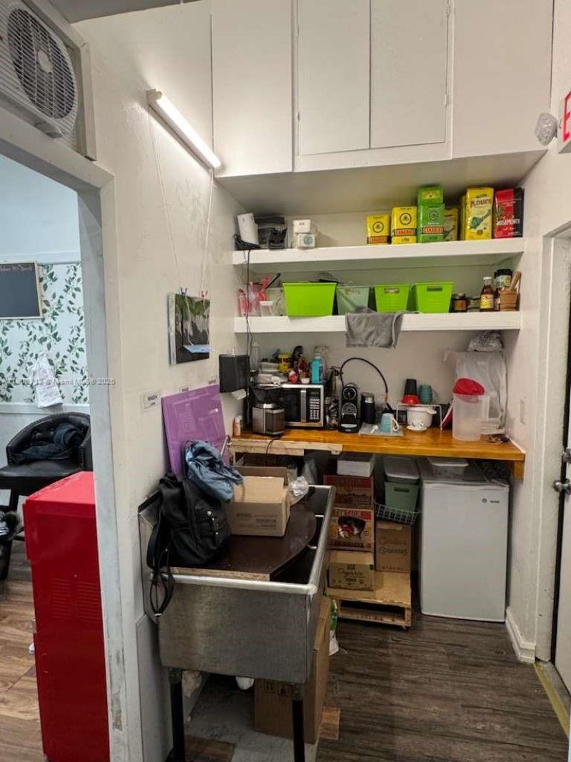 North Bay Village, Miami Beach, FL 33141 Photo