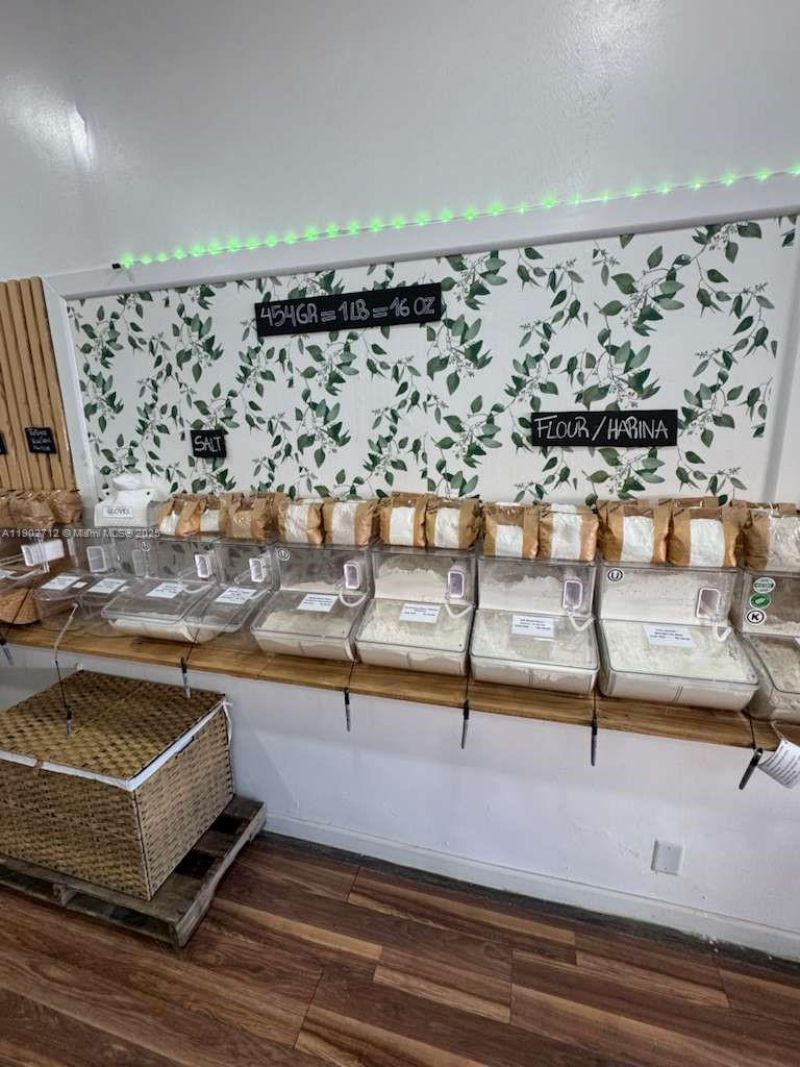 North Bay Village, Miami Beach, FL 33141 Photo