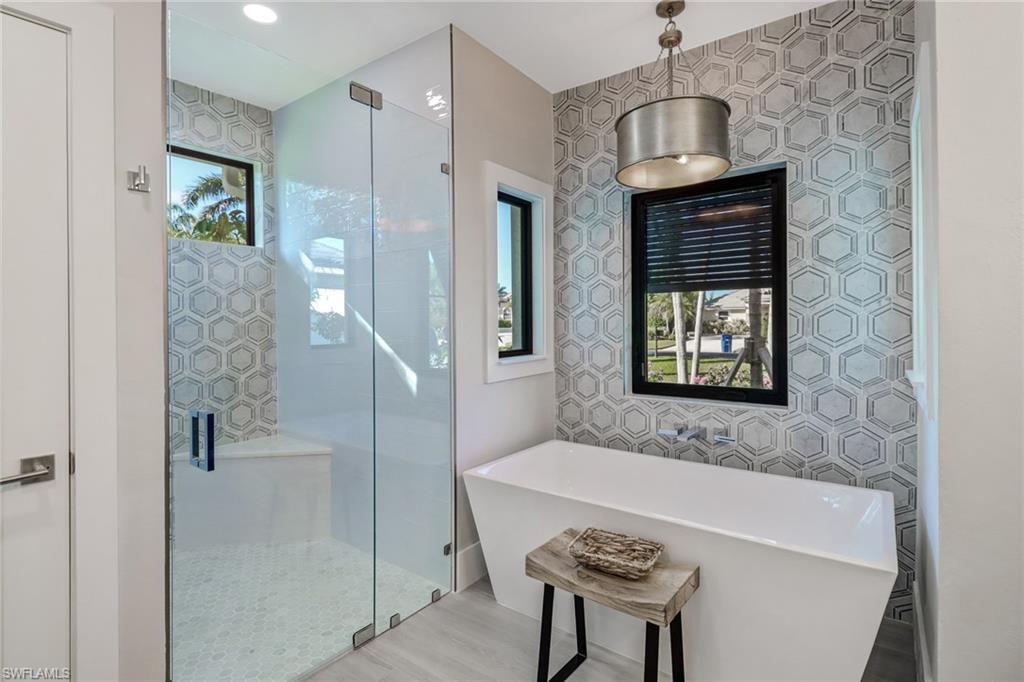 28070 Winthrop Cir, Bonita Springs, FL 34134 Photo