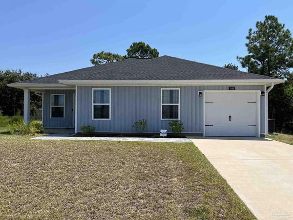 1949 Justice Cir, Gulf Breeze, FL 32563