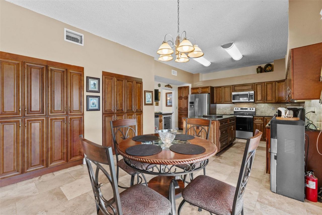 11429 Zenith Circle, Tampa, FL 33635 Photo