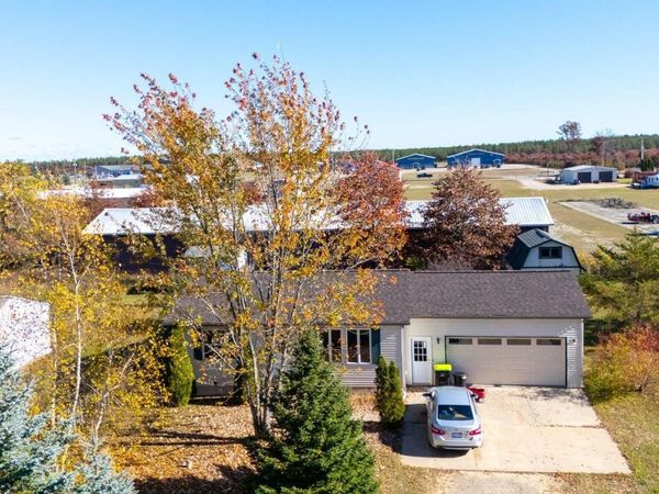 1160 Roberts Trail, St Helen, MI 48656