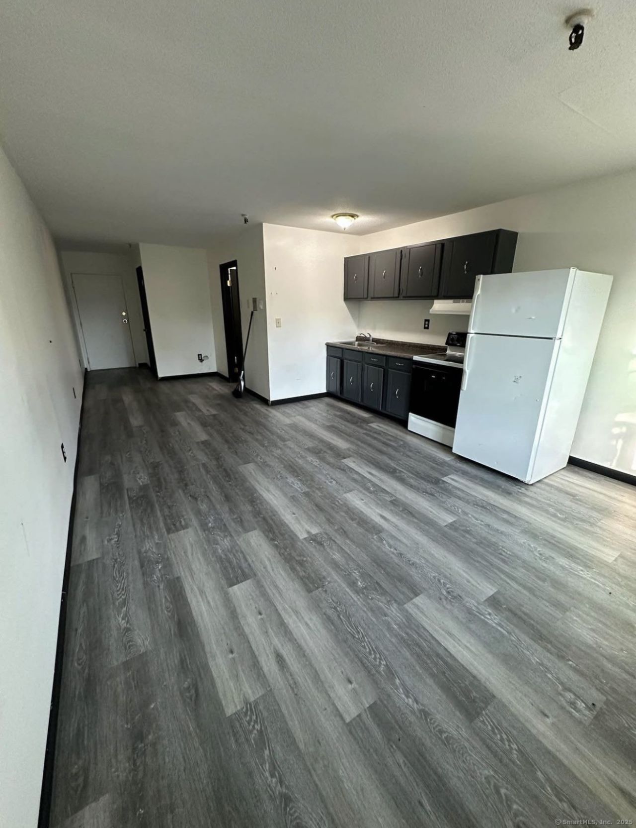 1660 East Main, Unit 6c, Waterbury, CT 06705 Main Photo