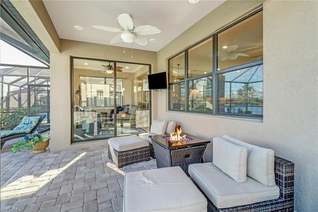 7567 Winding Cypress Dr, Naples, FL 34114 Photo
