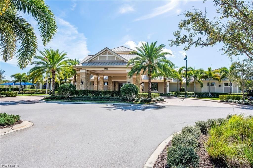 7567 Winding Cypress Dr, Naples, FL 34114 Photo
