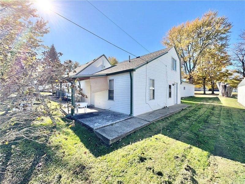 1693 Elfleda Street, Lorain, OH 44055 Photo 24