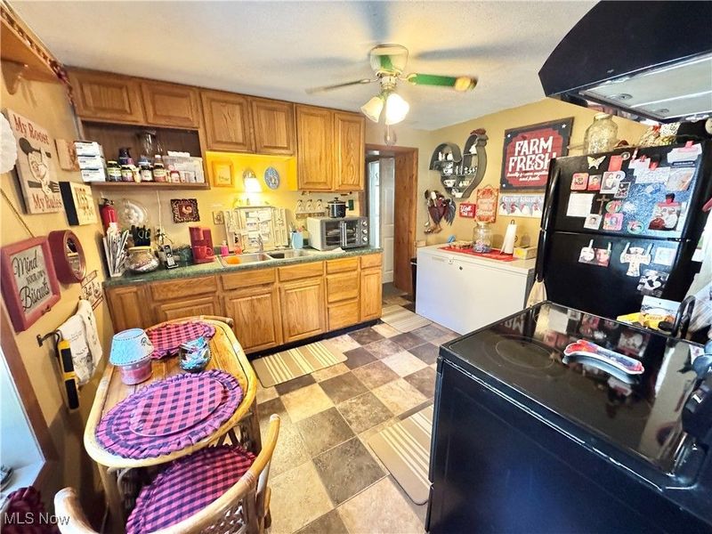 1693 Elfleda Street, Lorain, OH 44055 Photo 5