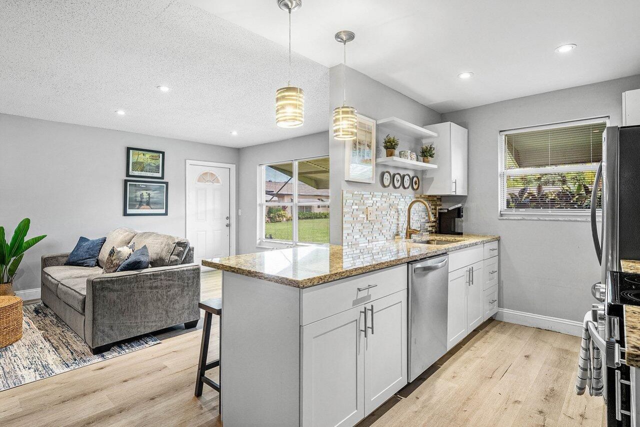 837 North Drive, Unit C, Delray Beach, FL 33445 Photo