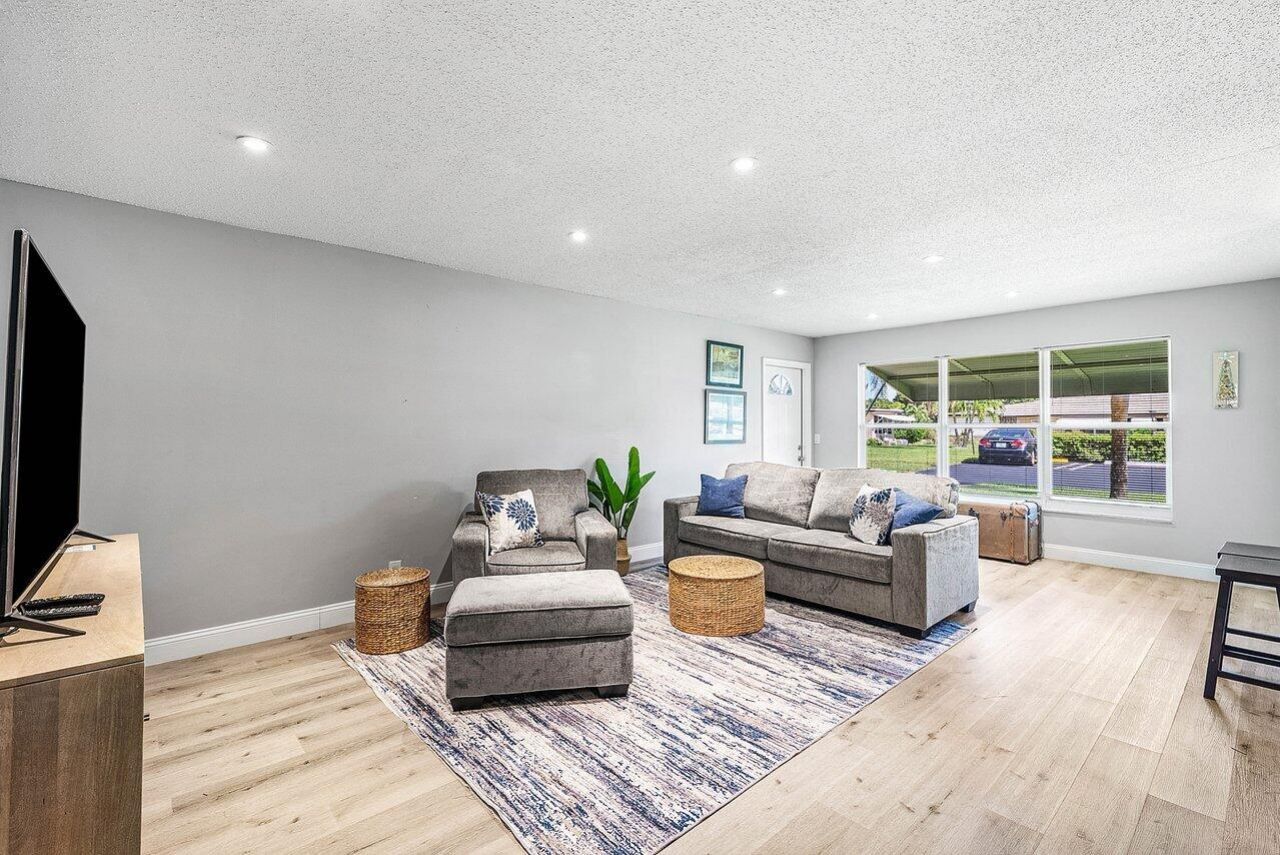 837 North Drive, Unit C, Delray Beach, FL 33445 Photo