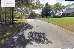 Creek Bottom Drive photo 4