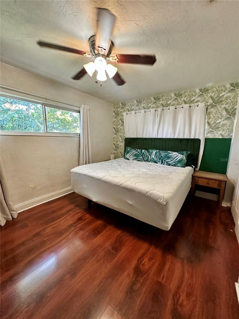 3673 Searobin Drive Se, Saint Petersburg, FL 33705 Photo