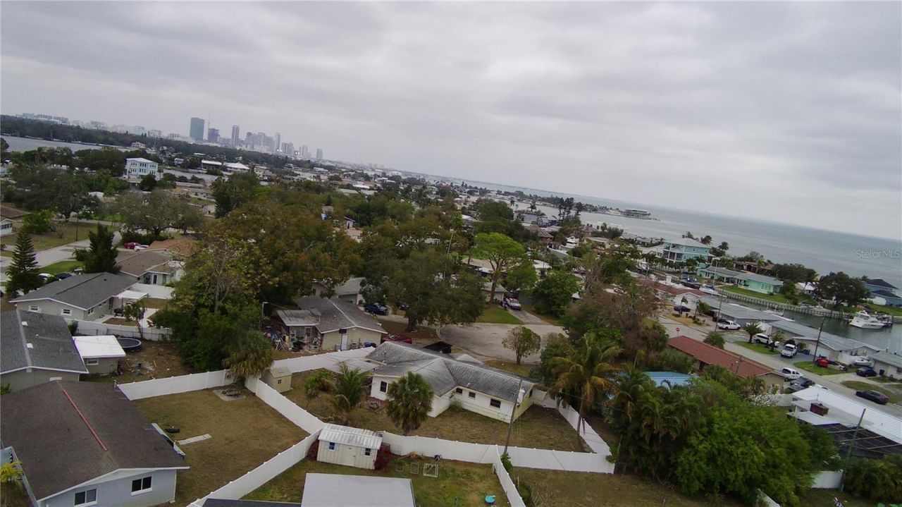 3673 Searobin Drive Se, Saint Petersburg, FL 33705 Photo