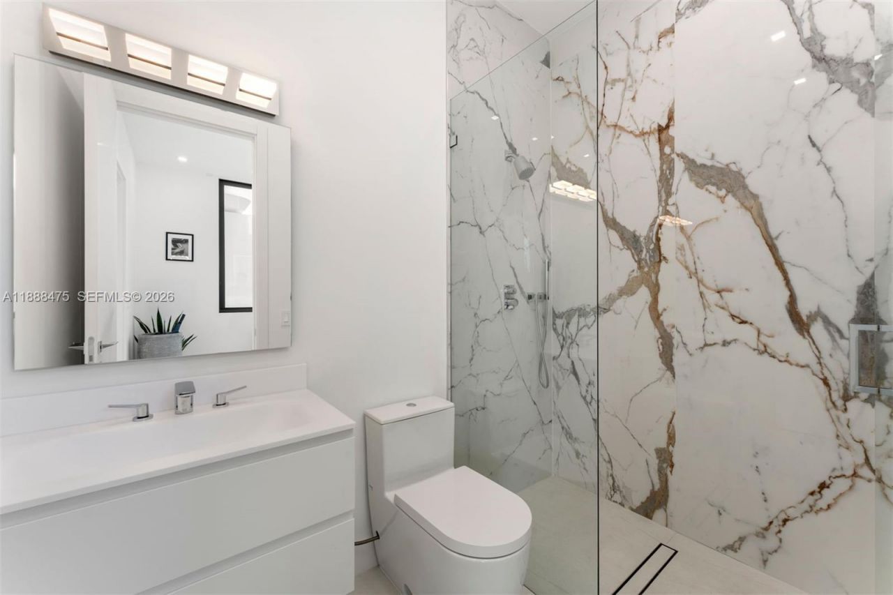 3114 Prairie Ave, Miami Beach, FL 33140 Photo