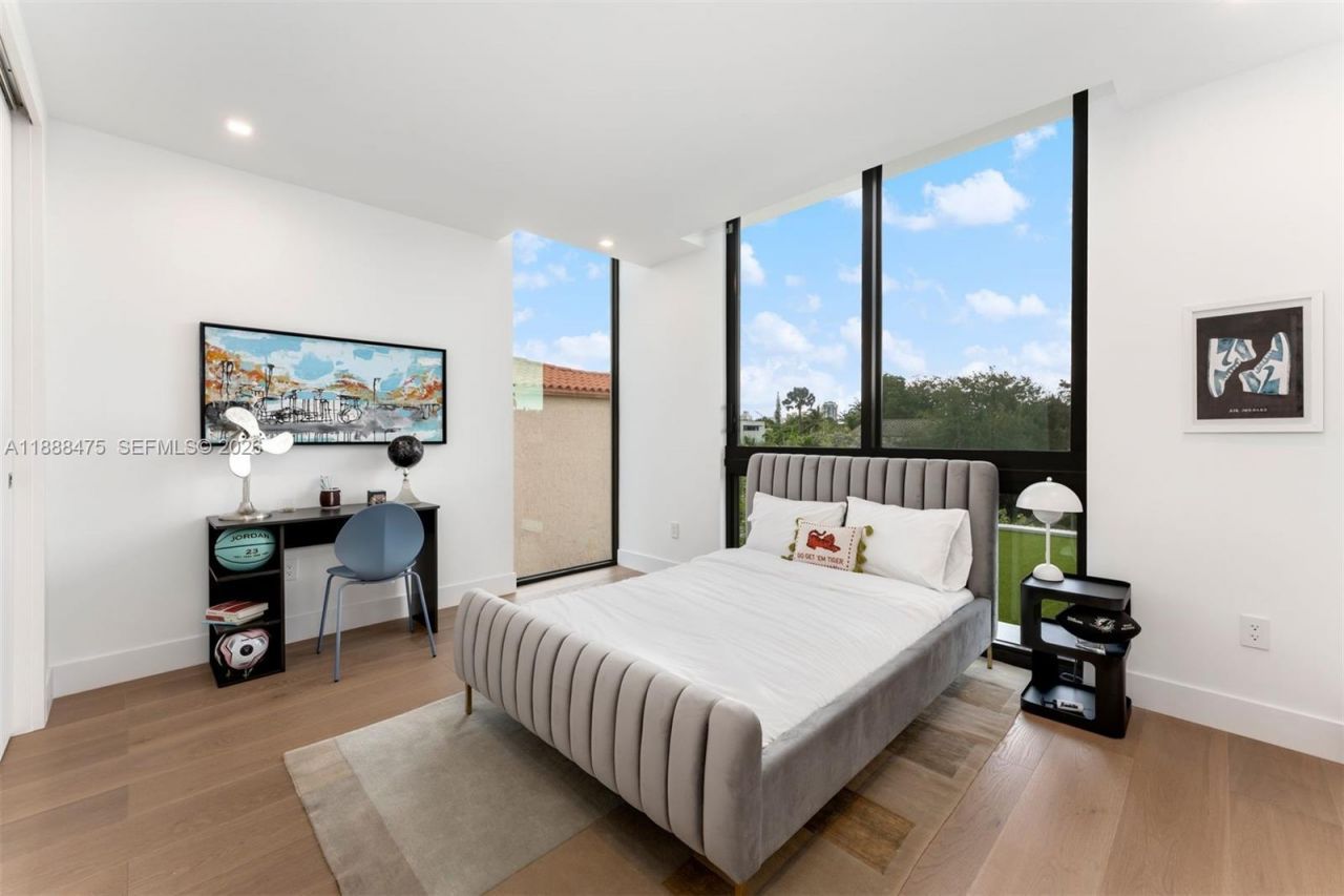 3114 Prairie Ave, Miami Beach, FL 33140 Photo