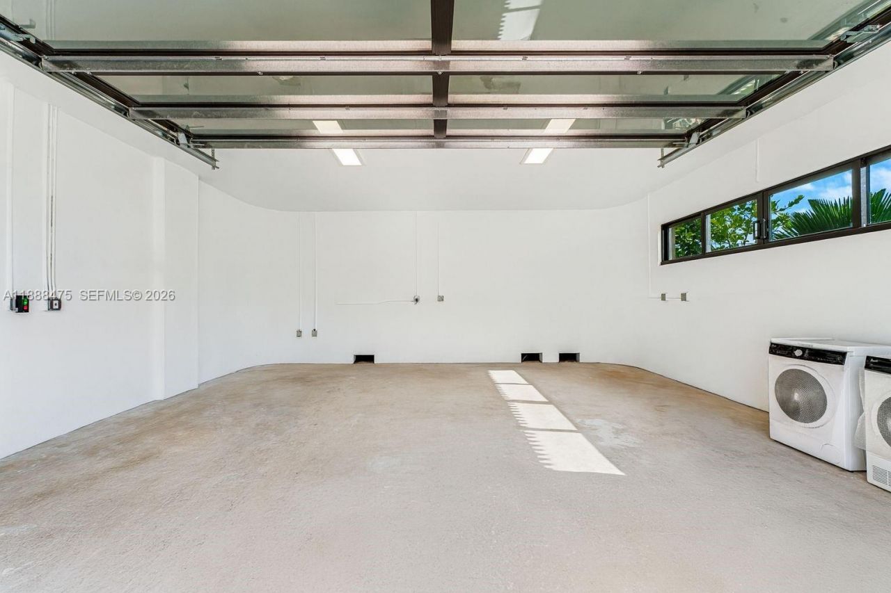 3114 Prairie Ave, Miami Beach, FL 33140 Photo