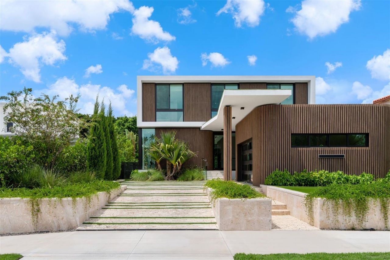 3114 Prairie Ave, Miami Beach, FL 33140 Photo