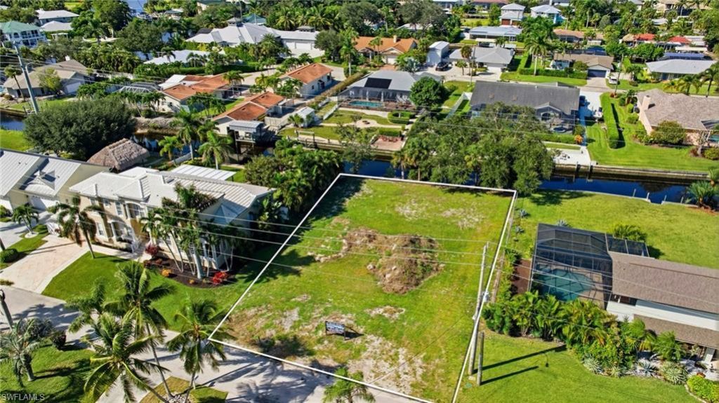 27090 Holly Ln, Bonita Springs, FL 34135 Photo