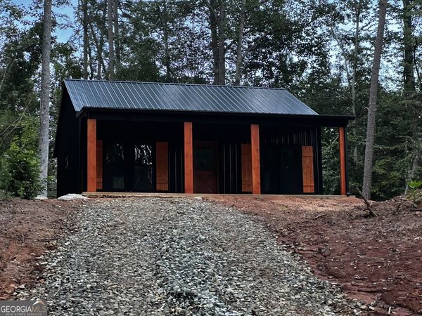 156 Navajo Trail, Martin, GA 30557