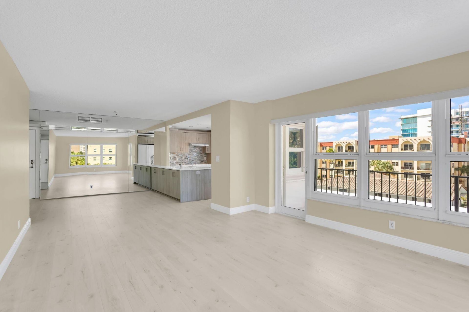 405 N Ocean Boulevard, Unit 329, Pompano Beach, FL 33062 Photo