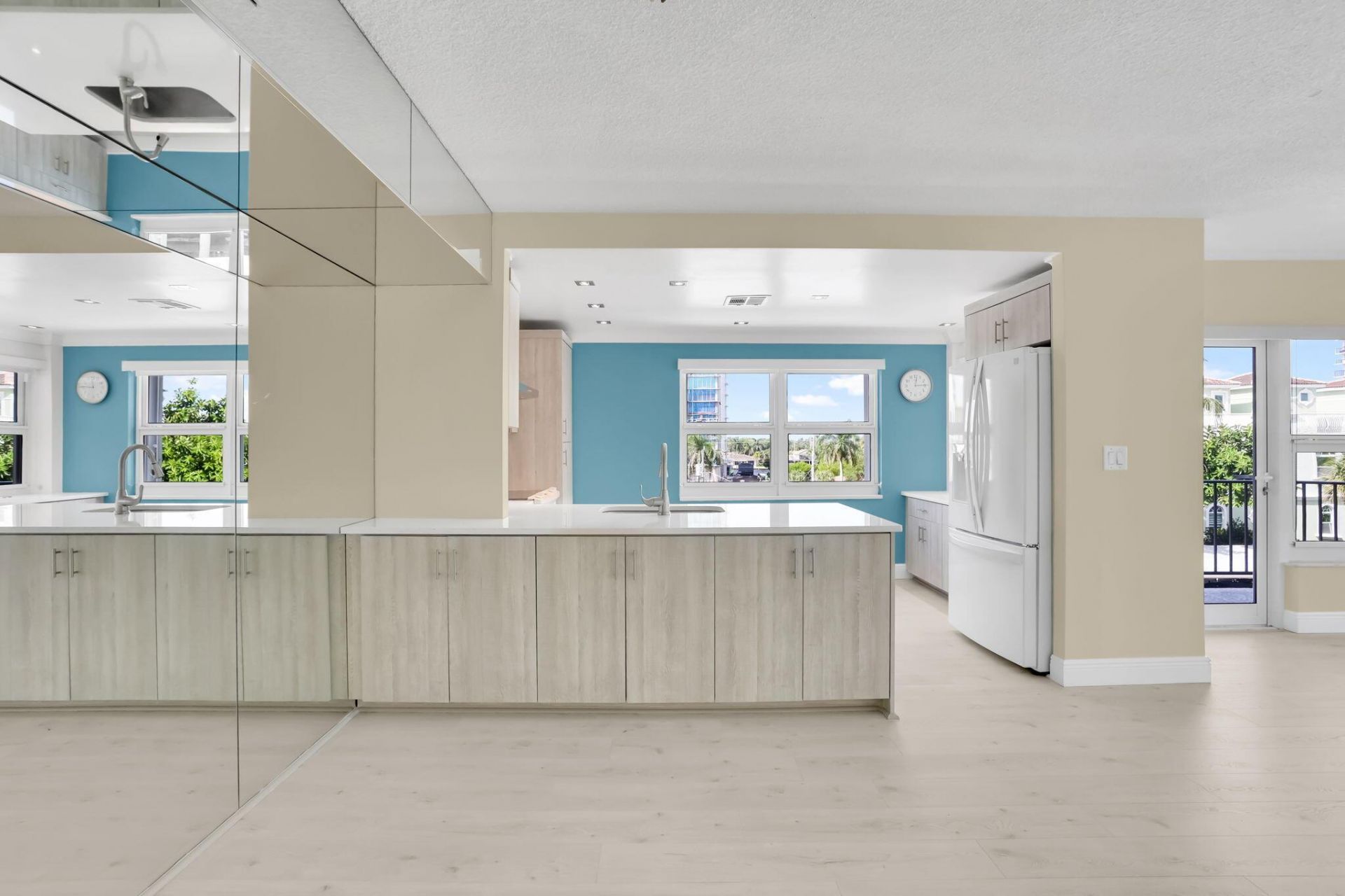 405 N Ocean Boulevard, Unit 329, Pompano Beach, FL 33062 Photo