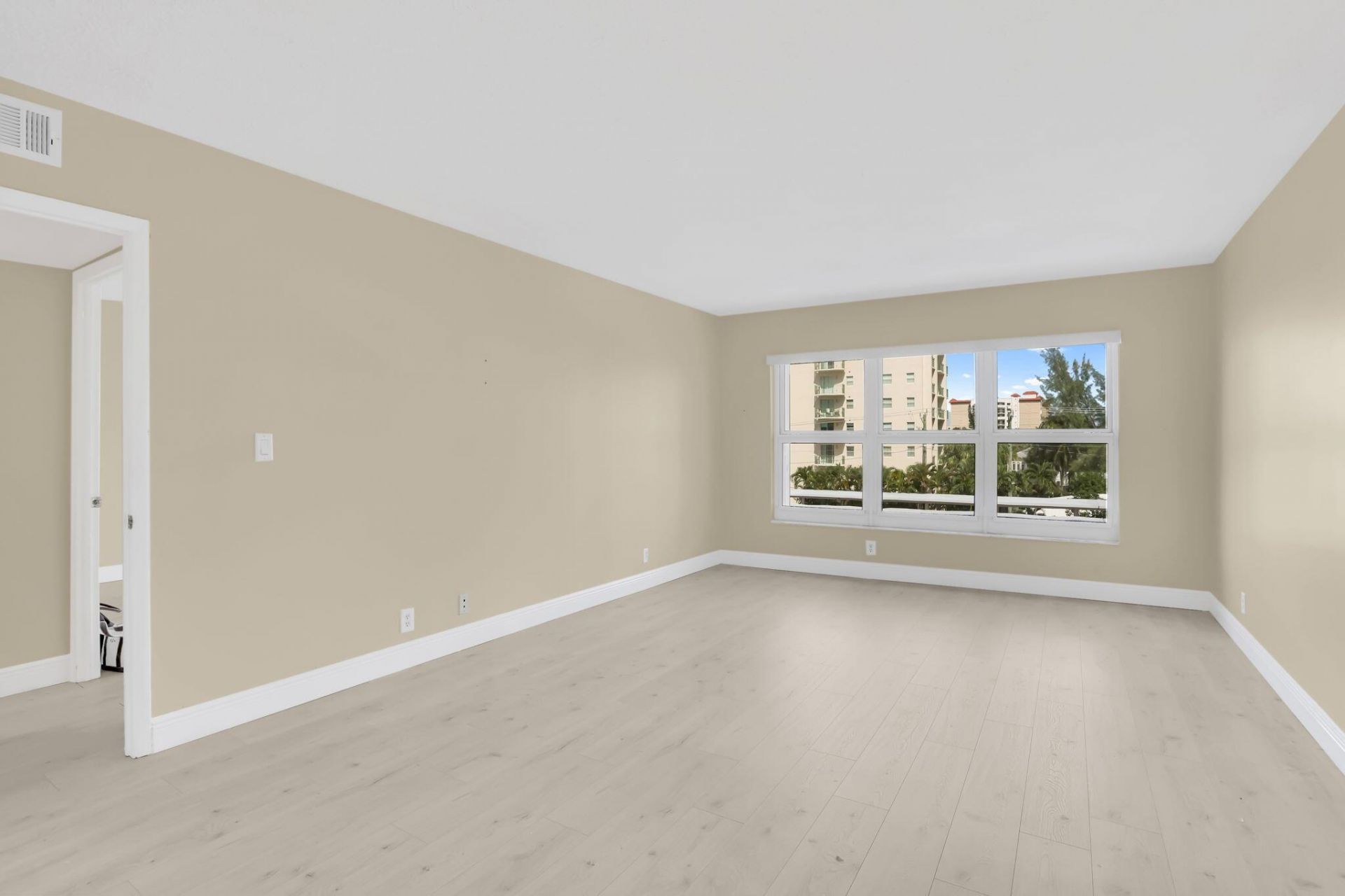 405 N Ocean Boulevard, Unit 329, Pompano Beach, FL 33062 Photo